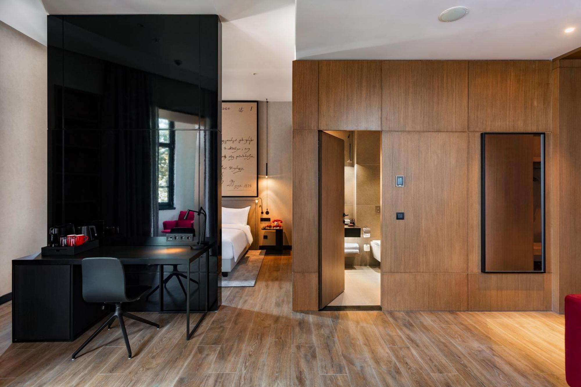 Hotel Radisson Red Tbilisi Zimmer foto