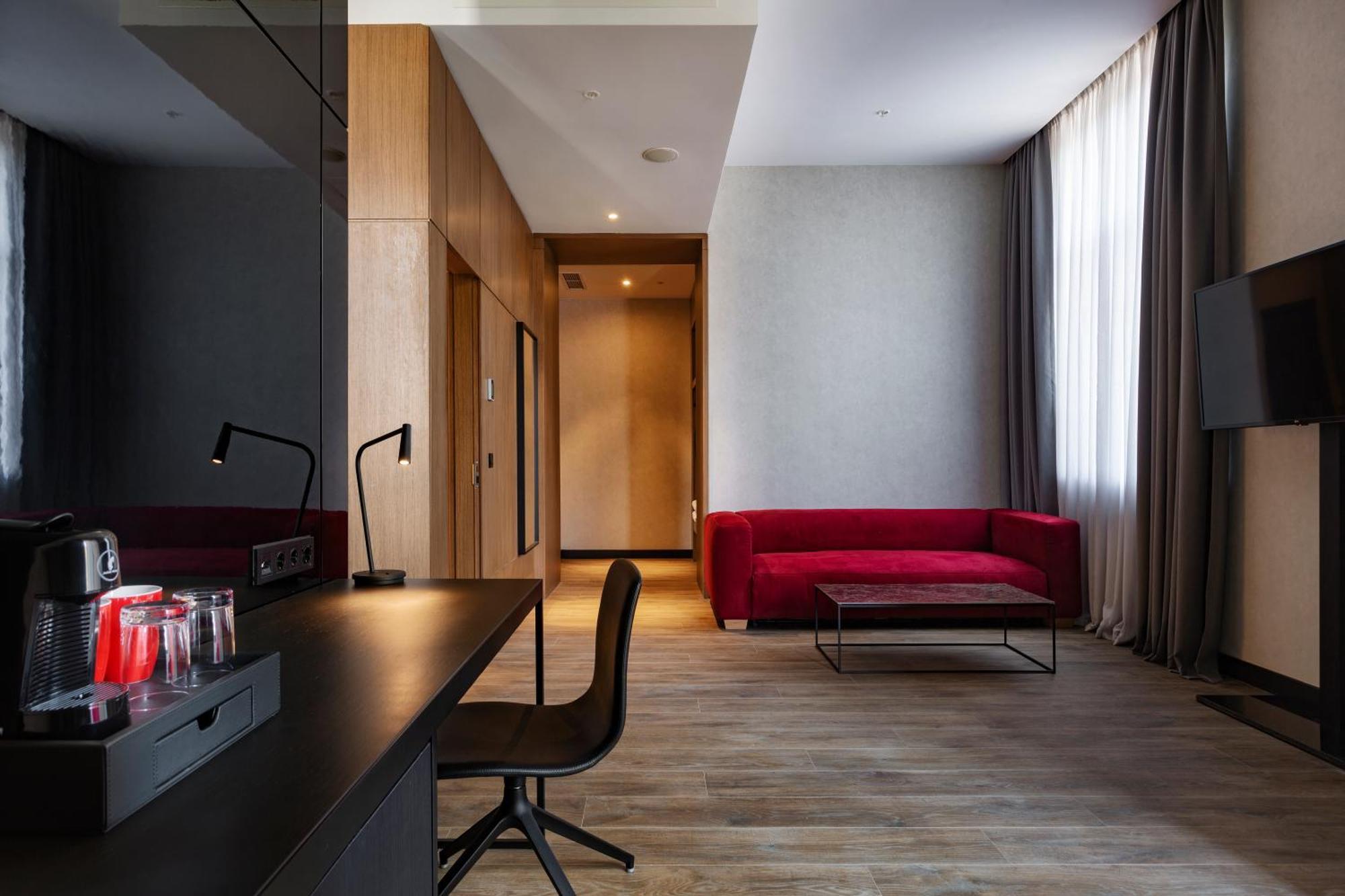 Hotel Radisson Red Tbilisi Zimmer foto