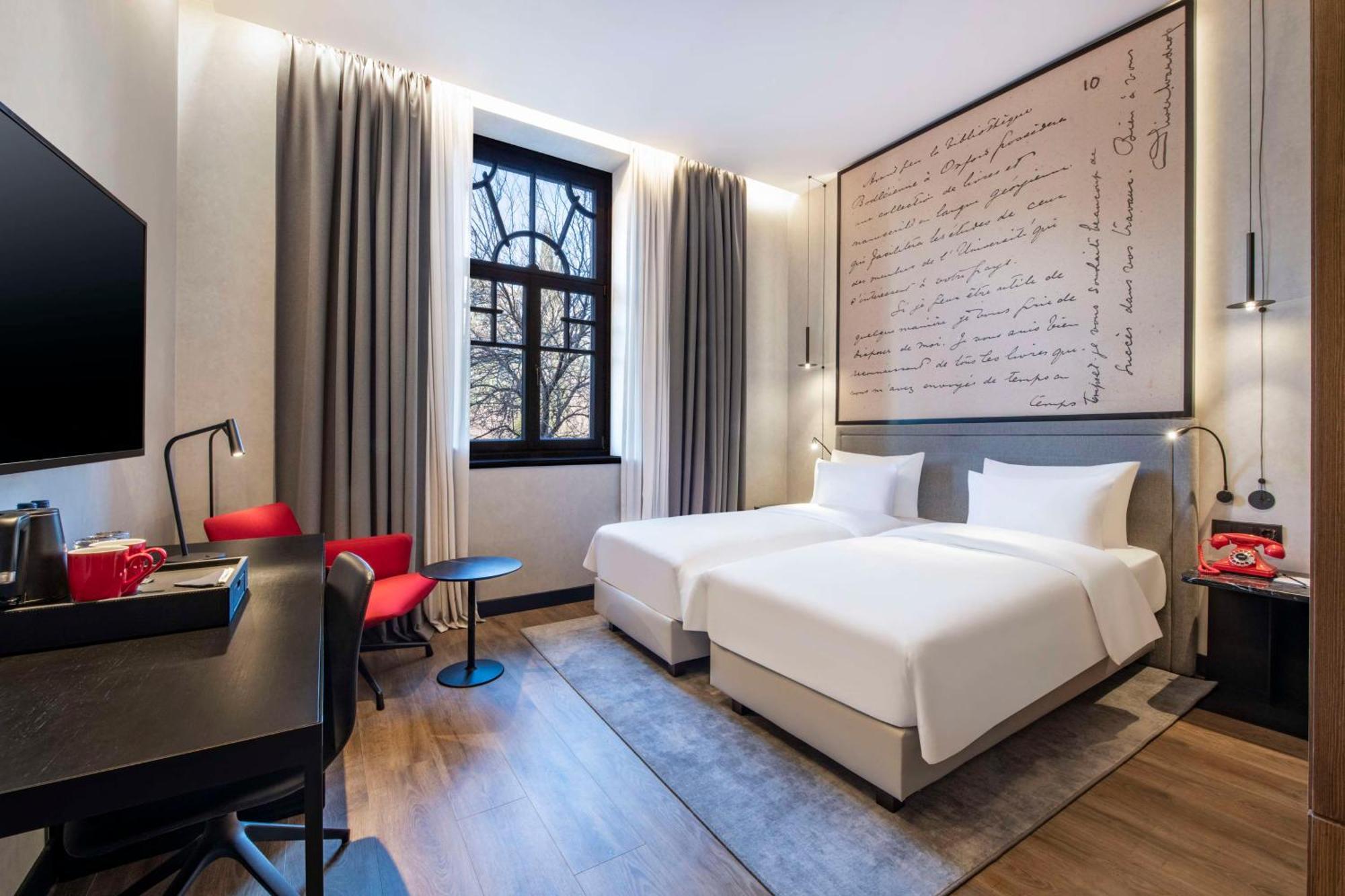Hotel Radisson Red Tbilisi Exterior foto